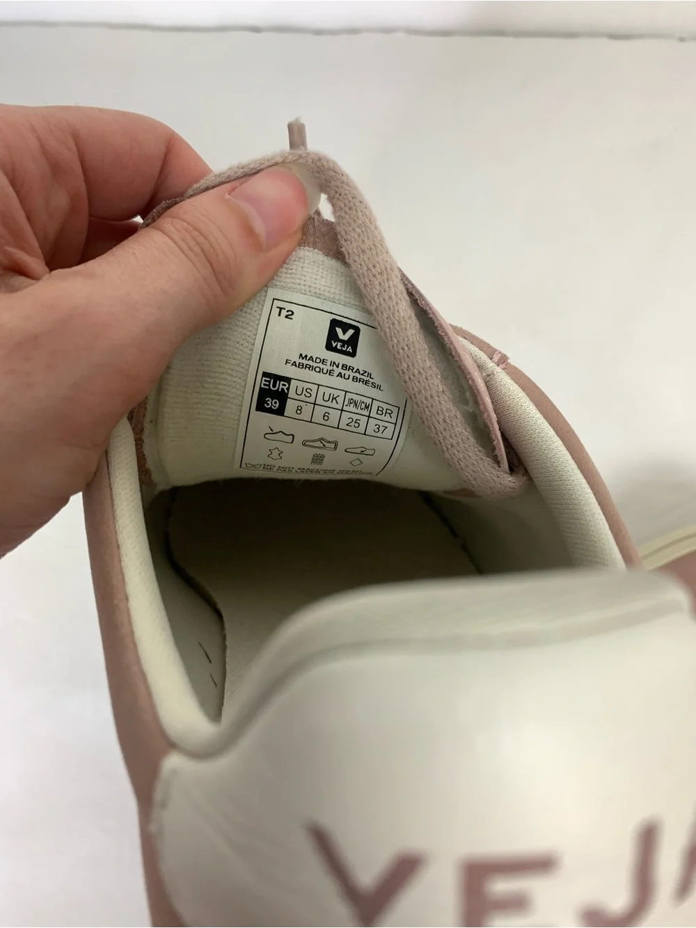 Veja pink campo nubuck sneakers size 8